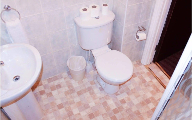 Lampton Guest House
