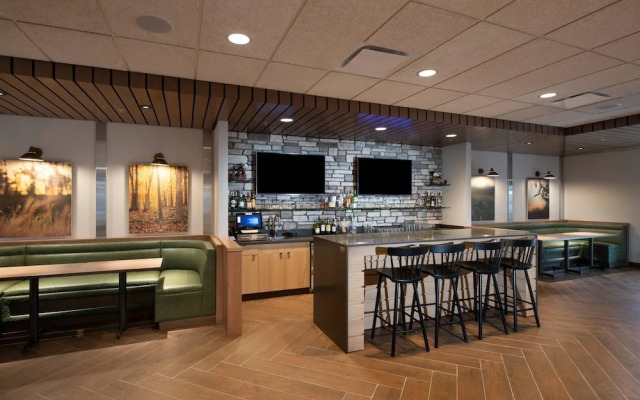 Fairfield by Marriott Edmonton International Airport