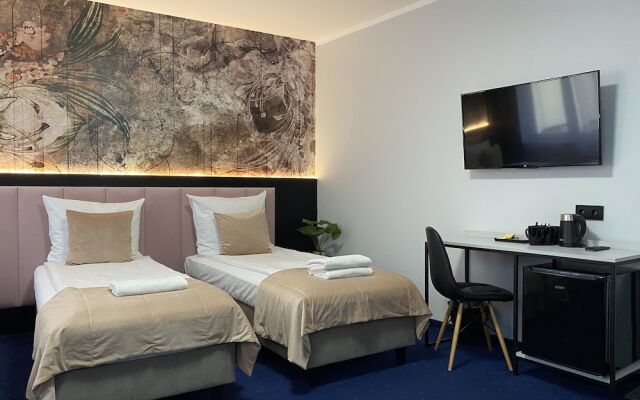 Cube House Aparthotel