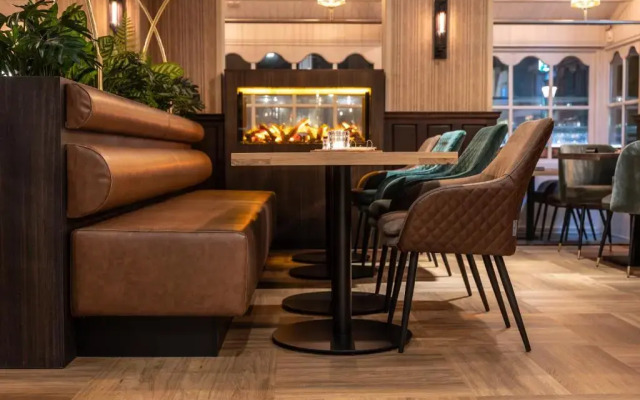 Hotel Bom