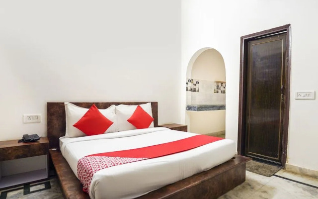 OYO Rooms Noida Atta Market