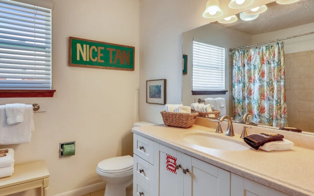 The Other Castle 5 Bedroom Home by RedAwning