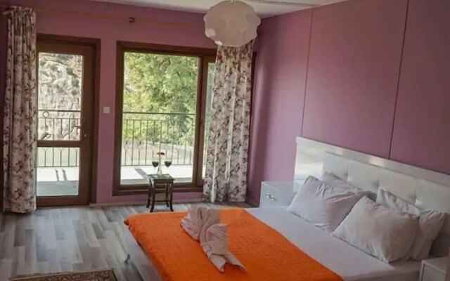 Onur Motel Faralya
