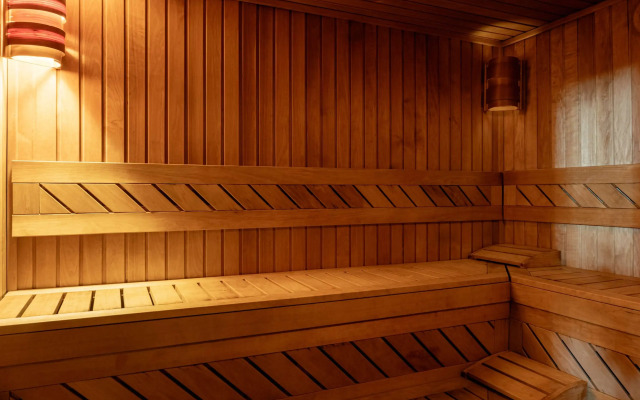 Golden Tulip Ana Dome