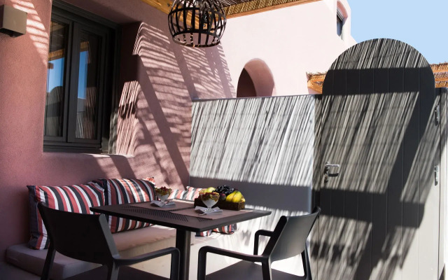 Terra Nera Suites Santorini