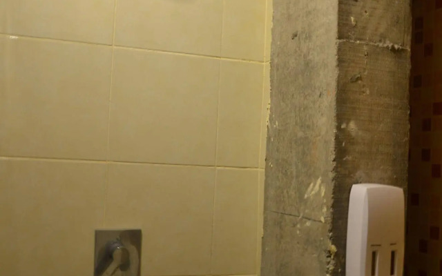 Silom Art Hostel
