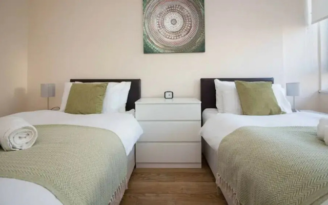 Stayzo Stylish Accommodation in Southampton 10