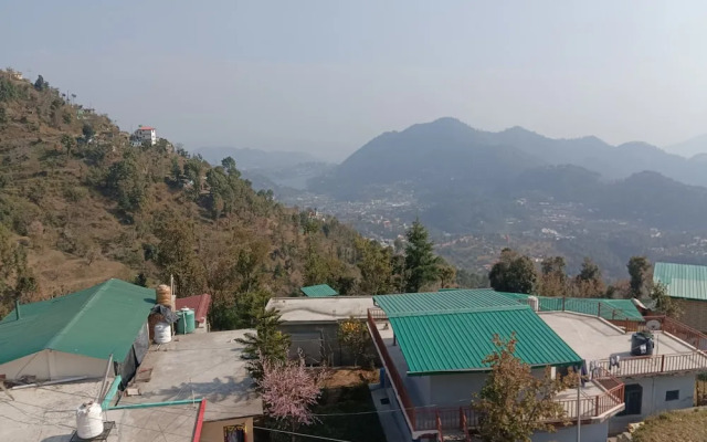 Shadhna Holiday Homes