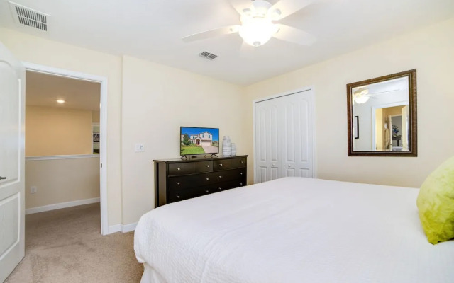 1450 Rolling Fairway Drive