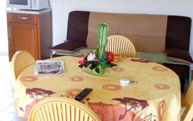 Apartment With one Bedroom in Sainte-luce, With Enclosed Garden and Wifi