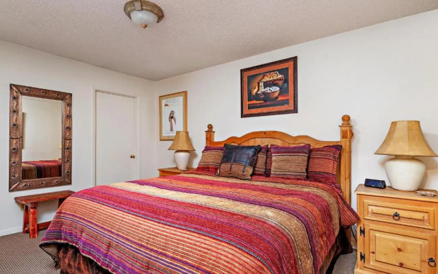 Fort Marcy Hotel Suites by All Seasons Resort Lodging