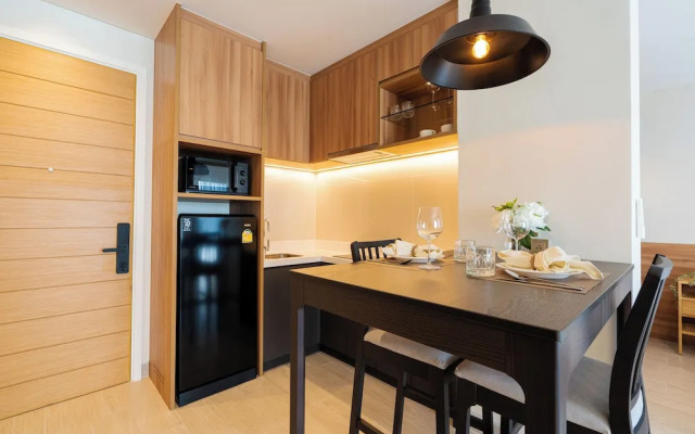 Cozy LakeSide apartments in Laguna