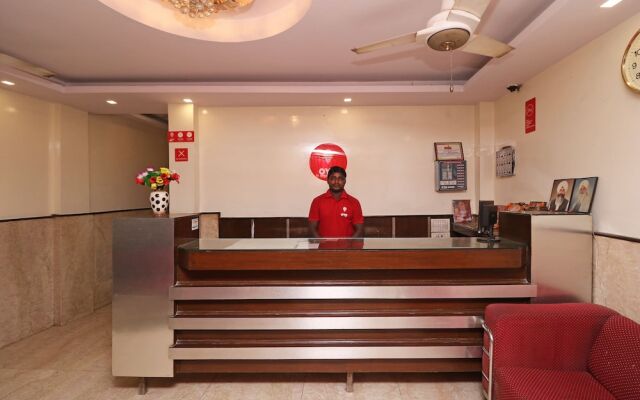OYO 5494 Hotel Odeon Continental