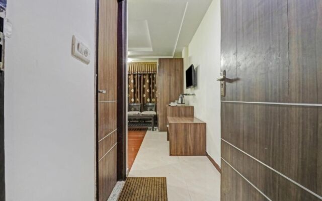 Treebo Mohit Regency