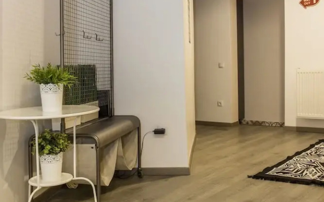 Old Town Studio by MRG