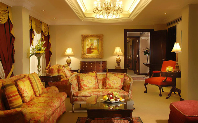 Safir International Hotel