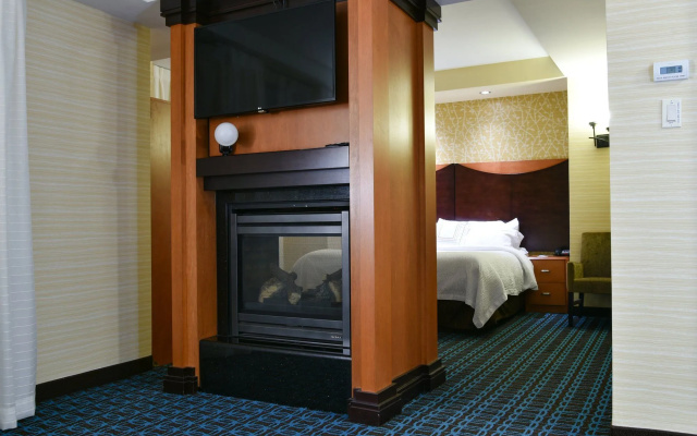 Fairfield Inn & Suites Hartford Airport
