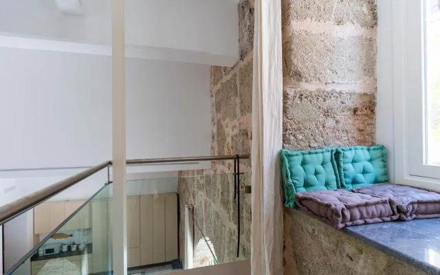 Valverde Art Space Loft by DomuSicily