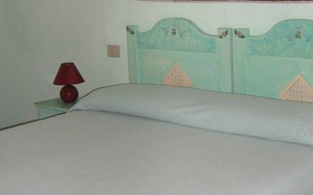 Hotel Turismo Rurale Montitundu