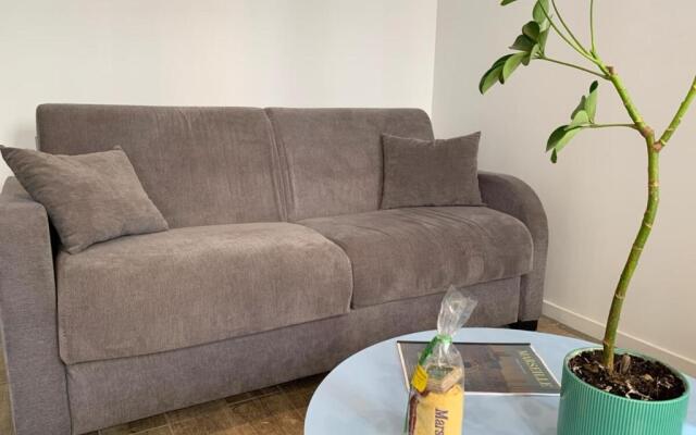 Sweet Paradise VieuxPort By AndersLocation