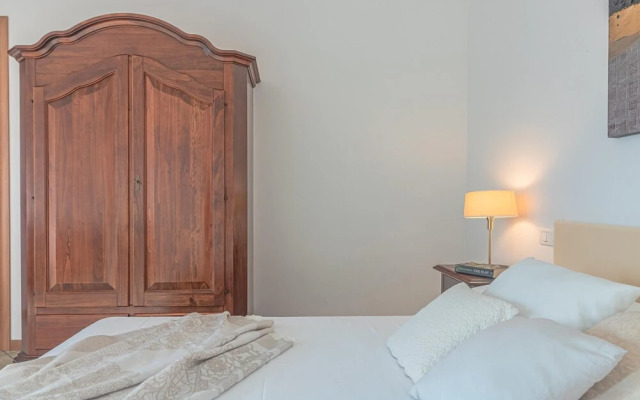 Sunny Varenna Apartment