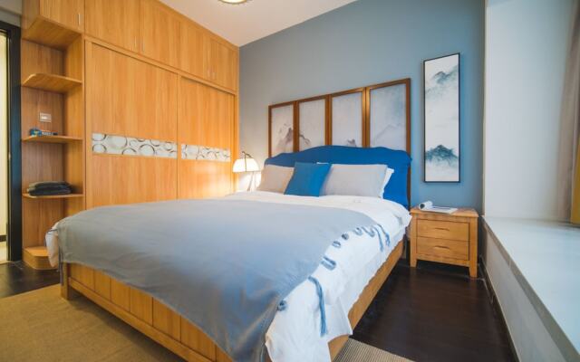 Locals Boutique Apartment Qianshan No.8