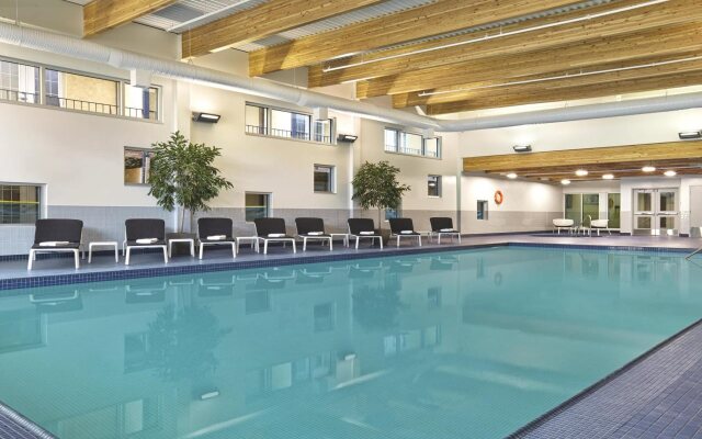 Red Deer Resort & Casino