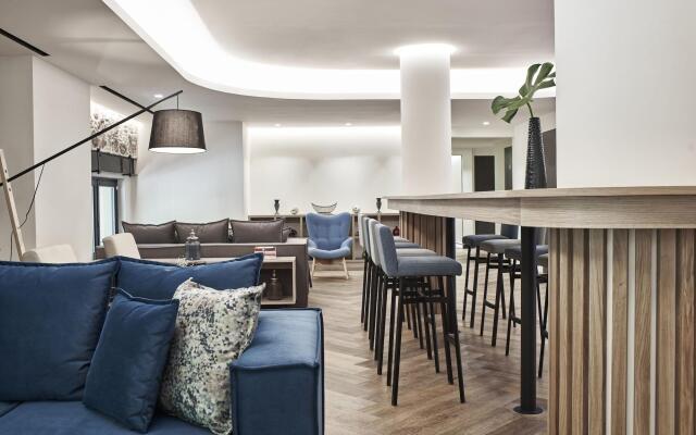 NLH MONASTIRAKI - Neighborhood Lifestyle Hotels