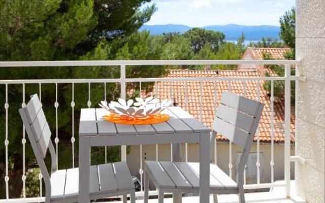 Apartments Villa Adria Bol