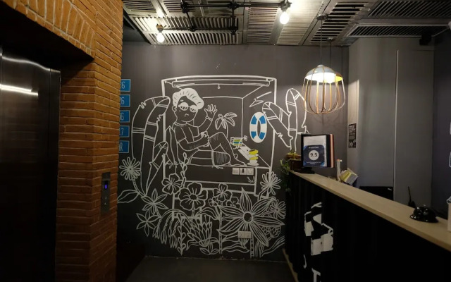 H-Ostel - Adults Only