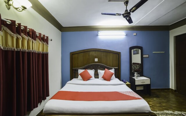 OYO 28641 Vijaya Deepa Guest House