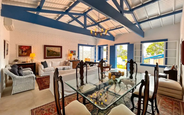 Casa pr x Praia de Santa Teresa Ilhabela SP