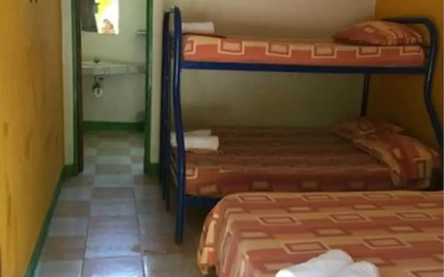 Cabinas Manzanillo Caribe Sur CR