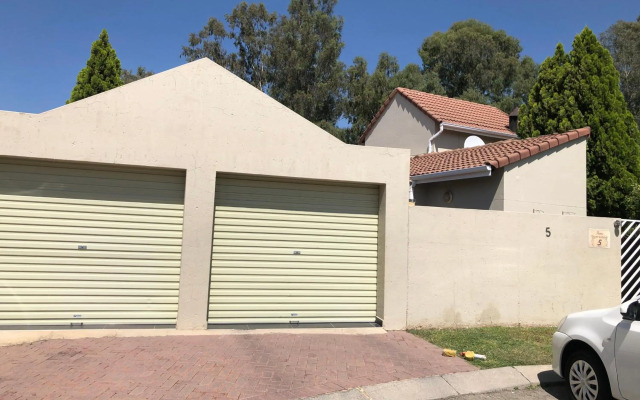 Phil's Country Loft- Power backup