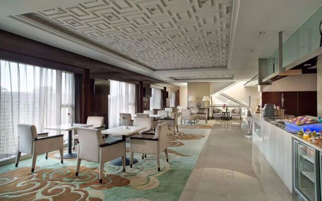 Slater International Hotel