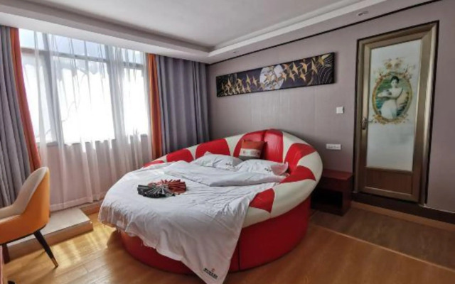Dengge Business Hotel