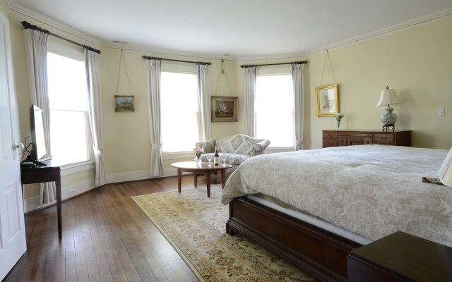 Woodville Bed and Breakfast