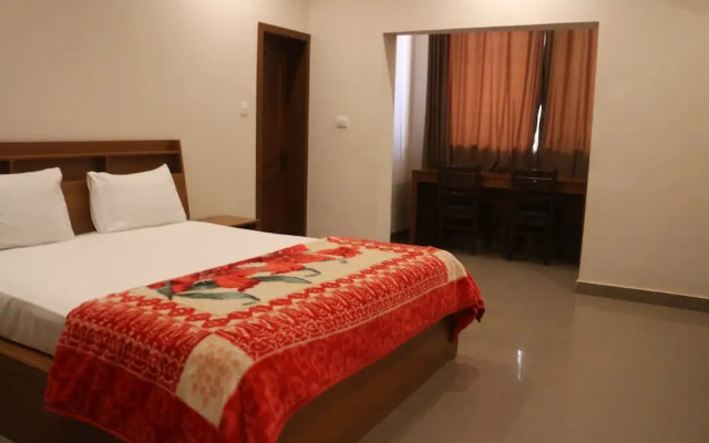 City Home Guest House F-8