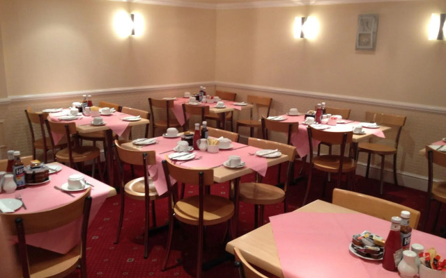 Balmoral House Hotel