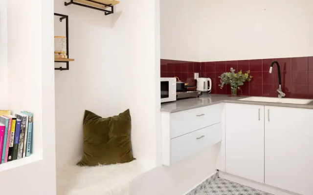 Cozy Charm STU Haifa CTR by Sea N' Rent