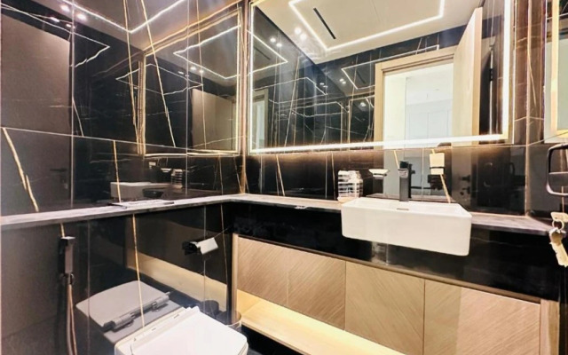 OYO 1287 Home Fully Furnished 1Bed At JVC