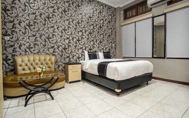 OYO 2469 Sutomo Homestay
