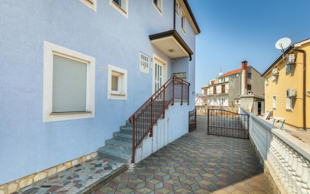 Stunning Apartment in Fazana With Wifi and 2 Bedrooms