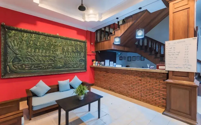 VPlus Hotel
