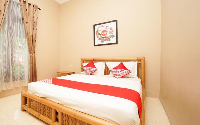 OYO 903 Kampoeng Kita Hotel