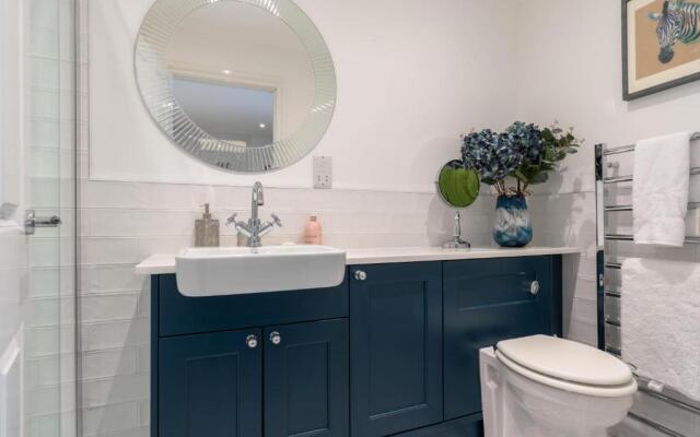 Stunning 2 Bed in the Heart of Cheltenham!