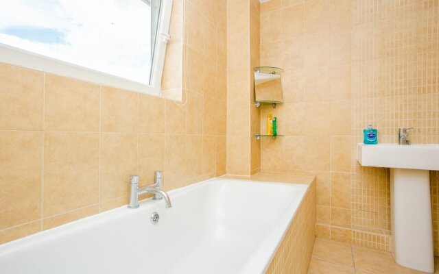 London Riverside 4 Bedroom House