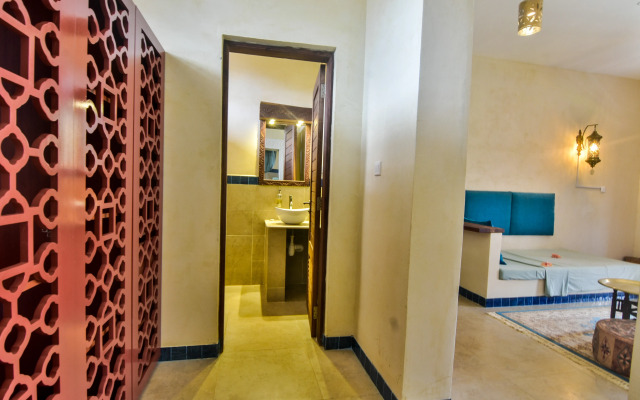 Kendwa Rocks Beach Hotel