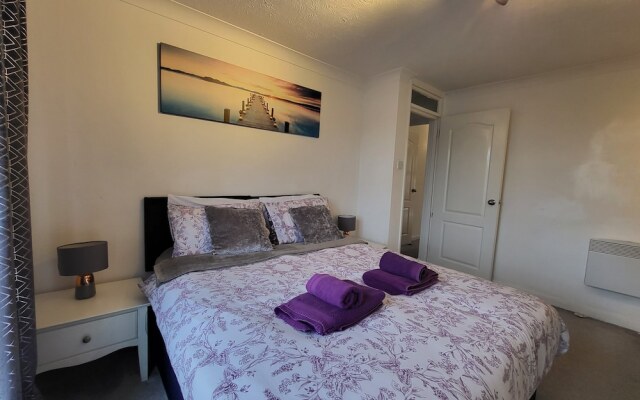 Captivating 2-bed Apartment in Southend-on-sea