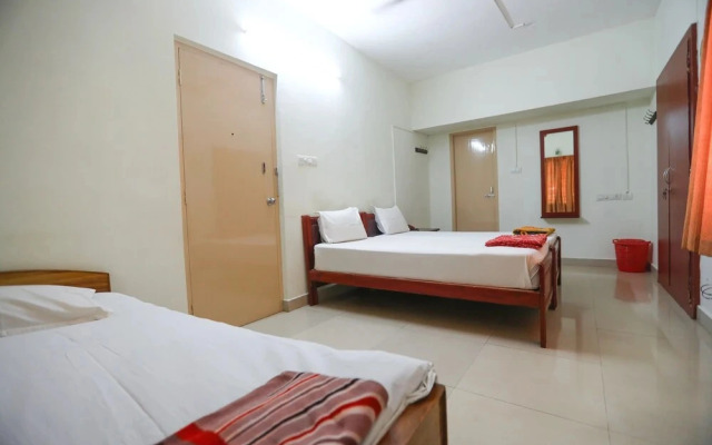 ULO Saicharan Comfort Inn